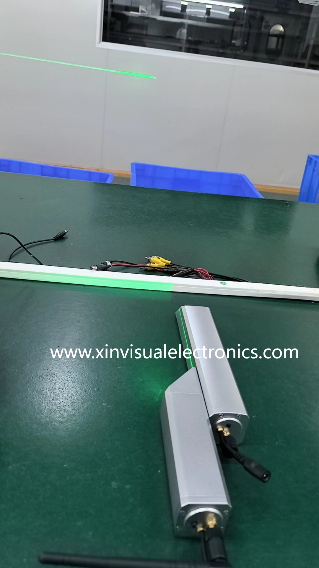 Forklift camera with laser guide for pallet handling and fork view safety